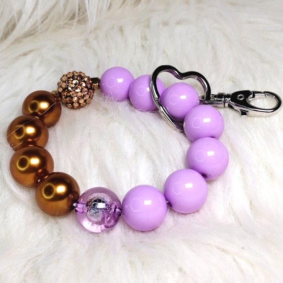 Handmade Wristlet Keychain - Picture 2 of 4